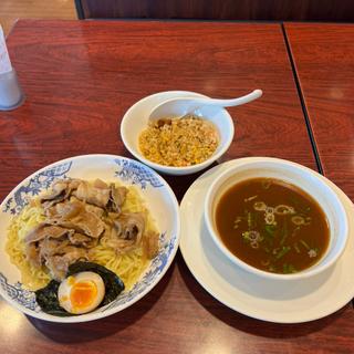 肉盛りつけ麺　半チャーハン(バーミヤン 足立保塚店)