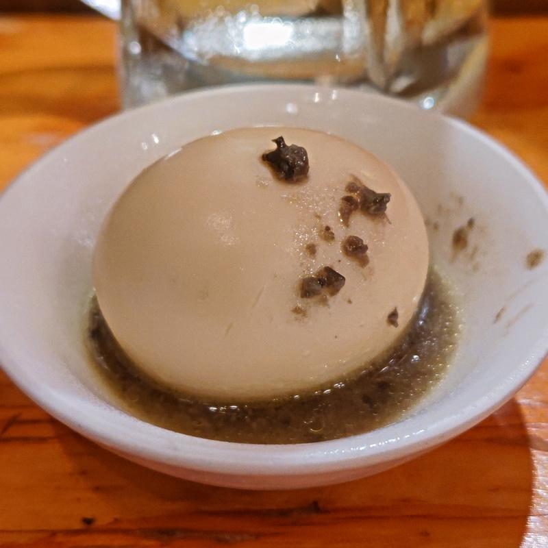 玉子  タプナードソース(串焼き。ビストロガブリ 野毛一番街店)