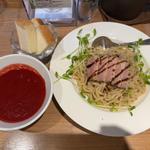 ビーツと甘海老のポタージュつけ麺　麺並盛200g 　つけパン付き
