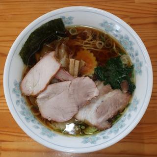 ワンタン麺(手打中華そば もり)