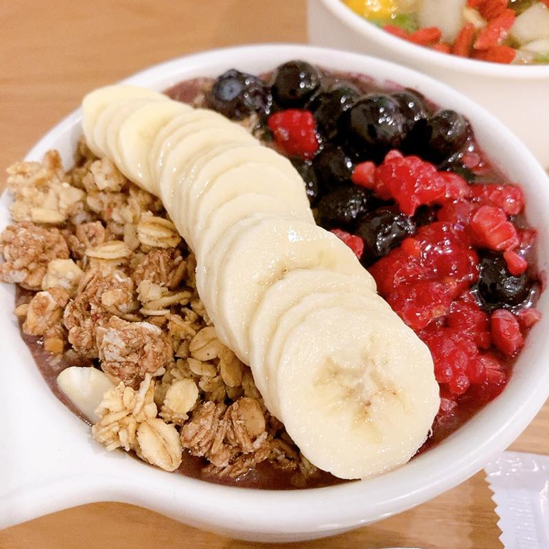 ビーガンアサイーボウル(ONE EARTH&lovefamcook)