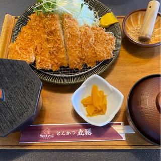 大判ロースとんかつ定食(満点とんかつ丸勝)