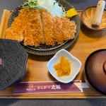 大判ロースとんかつ定食(満点とんかつ丸勝)