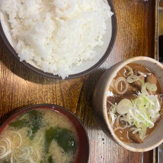 モツ煮定食(長崎ちゃんぽん皿うどん)