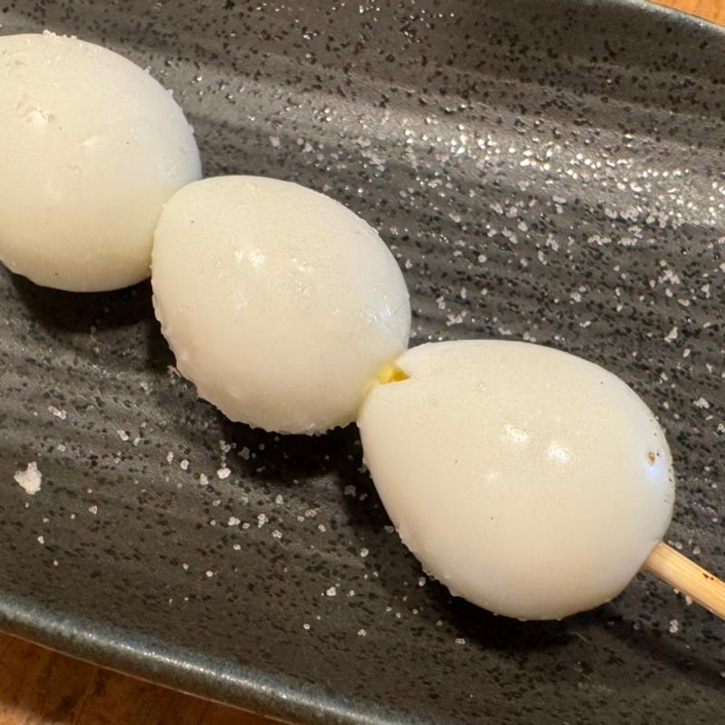 うずら(鳥一伝承　焼鳥酒場ヤスモリ商店)