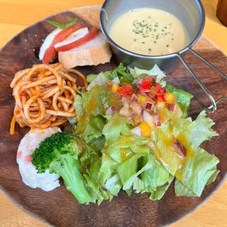 ランチ限定サラダプレート(ワイルドバーン 宇都宮駅東店 )