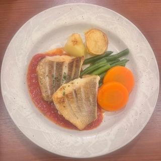 (洋食工房・陶花(トウカ))