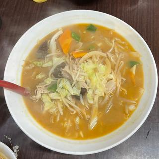 豚肉とたっぷり野菜のラーメン(みそ味)(大洋軒福島店)