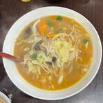 豚肉とたっぷり野菜のラーメン(みそ味)