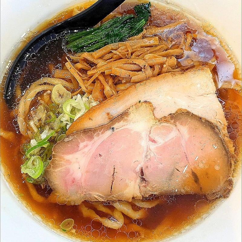 醤油らーめん 中盛(純手打ち だるま )