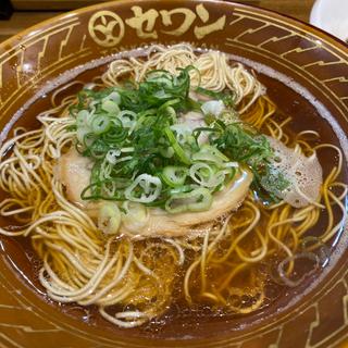 煮干醤油(豚骨セワン)