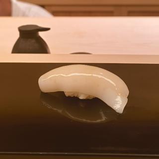 (鮨 ます田)