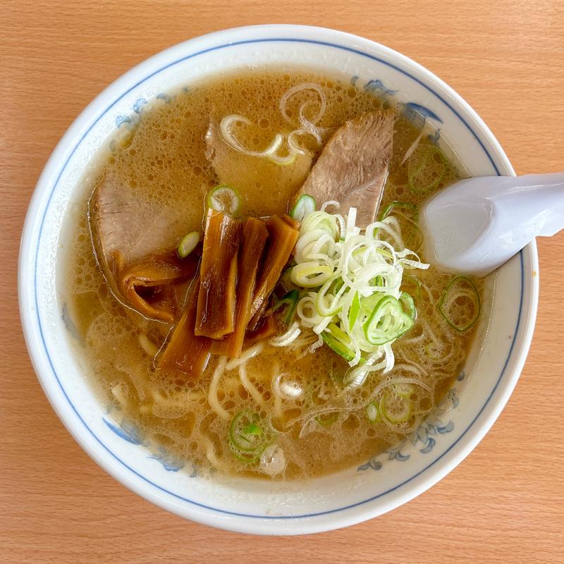 ラーメン(オーモリラーメン 新井店 )
