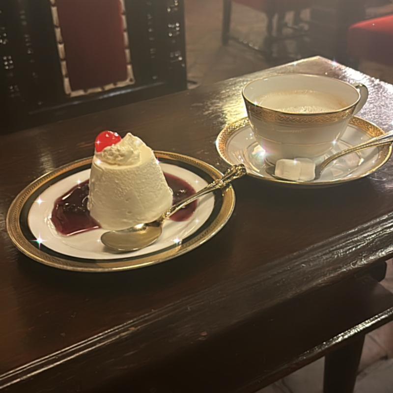 ウィンナーコーヒー(築地 （ツキジ）)