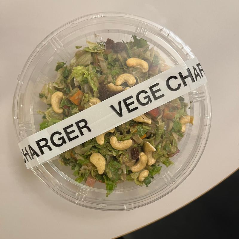 合鴨とカシューナッツのサラダ(ベジ チャージャー)