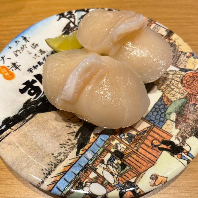 北海道直送 極厚ホタテ(宇和島グルメ寿司 すしえもん)