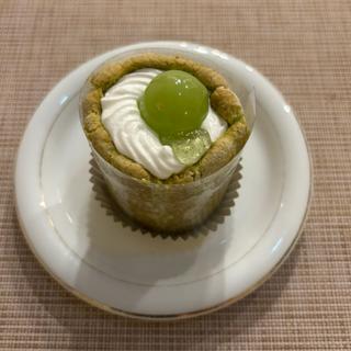シャインマスカットのフラワーケーキ(不二家)