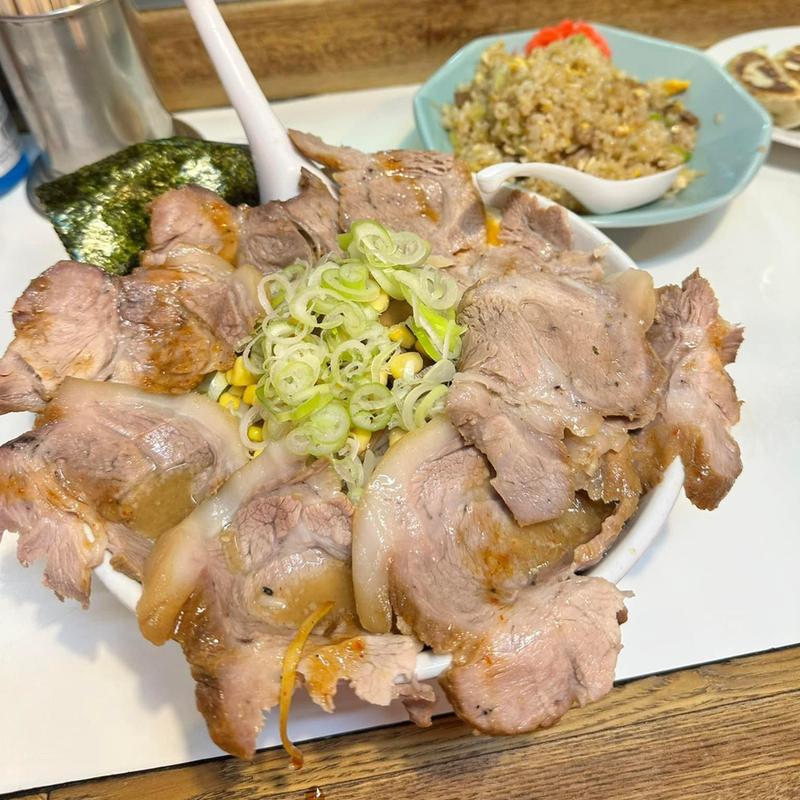 味噌チャーシュー麺(札幌ラーメン どさん子娘)