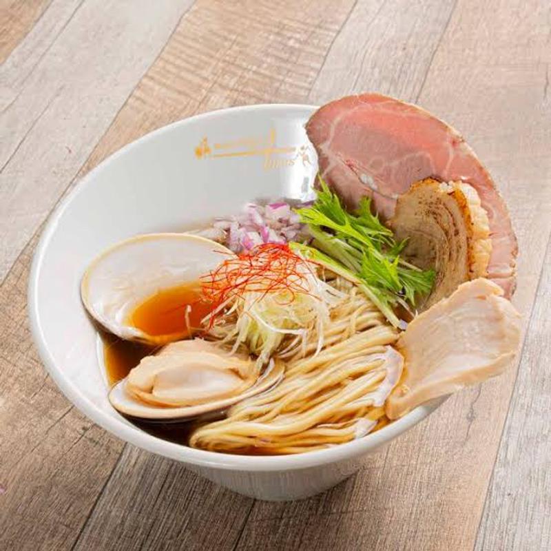 蛤と魚介の醤油ラーメン(ROPPONGIつなぐ)