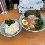 特製らーめん 並(横浜ラーメン 武蔵家 綾瀬店 )