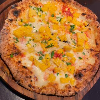 今日のおすすめ　とうもろこしのピザ(ナミヘイ ピザ)