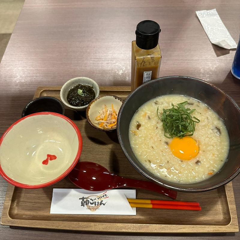 ぼろぼろしゅーしーセット(いつでも朝ごはん 国際通り モーニングレストラン)