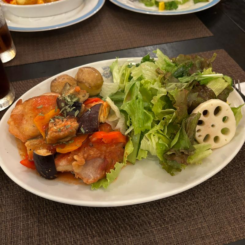 チキンイタリアントマト煮込み(ビストロ エトワール ステラ)