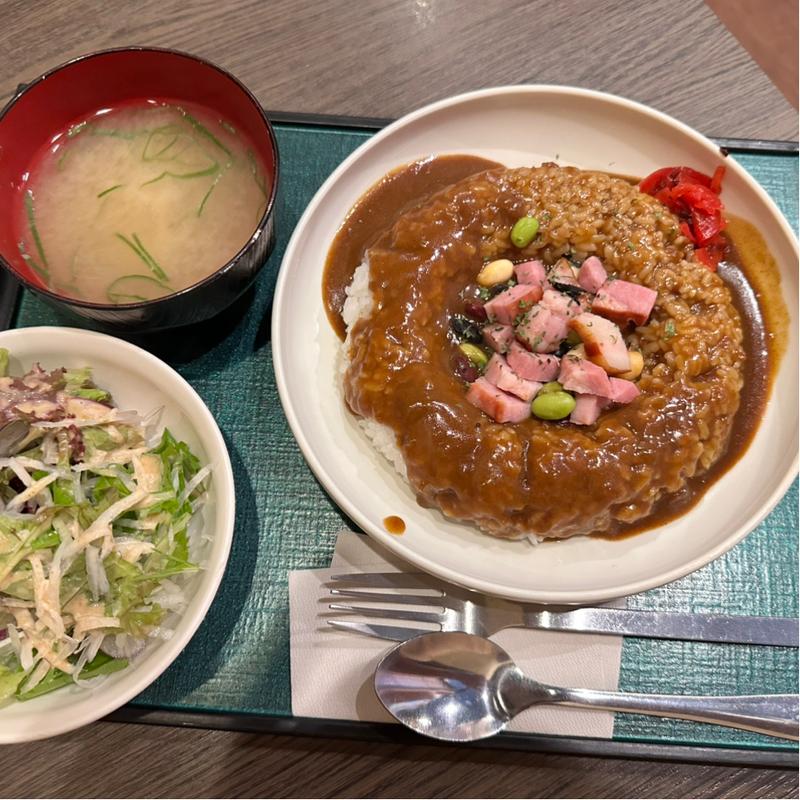 ぺーコンと豆カレー🍛(きはちらくはち 本店 )