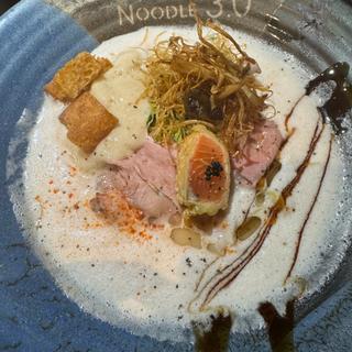 ポルチーニ茸サーモンラーメン(サーモンnoodle3.0)