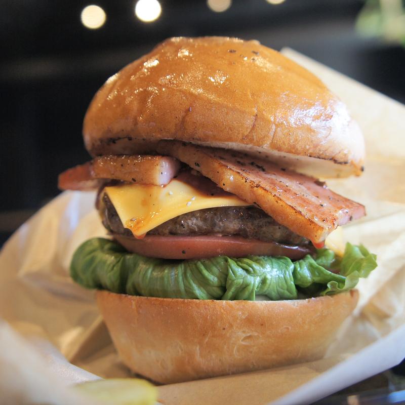 ベーコンチーズバーガー(AN/ON BURGER)