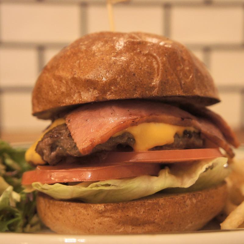 ベーコンチーズバーガー(milia burger)