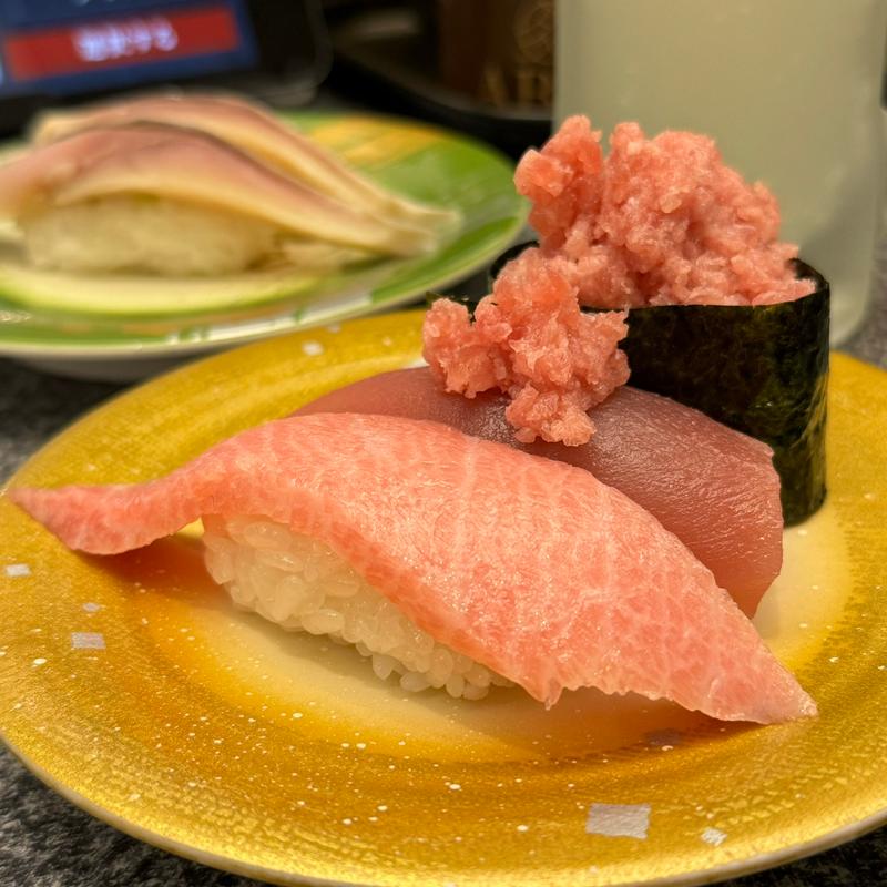 まぐろづくし(大トロ、まぐろ、こぼれ鮪たたき)(回転寿司 ABRI アクアウォーク大垣店)