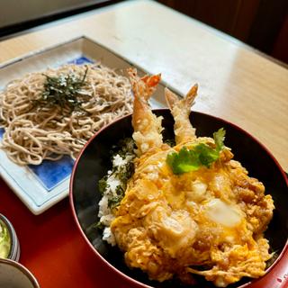 大海老天ぷらふわたま丼麺めん大盛り(サガミ 箕面店)