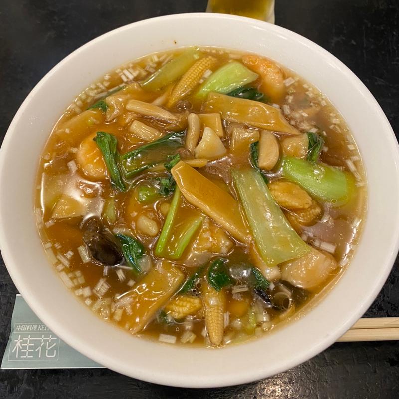 三種鮮魚（エビ、イカ、ホタテ）入りつゆそば (中華料理 桂花(ケイファ))