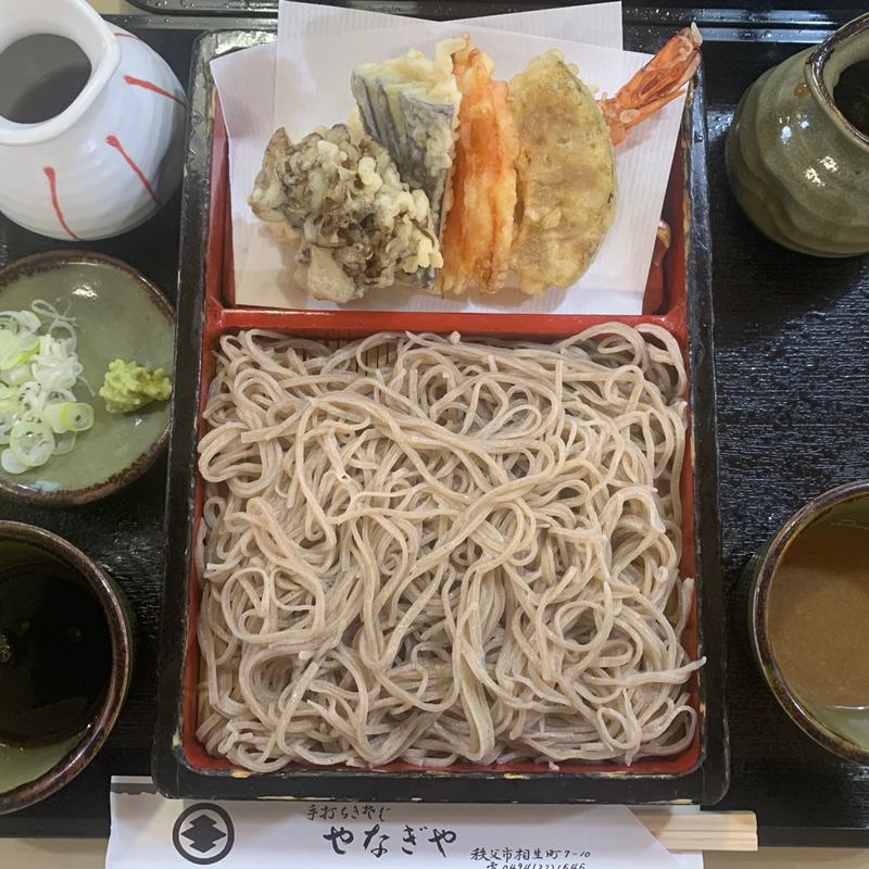 天もり　両方のつゆ(手打そば やなぎや)