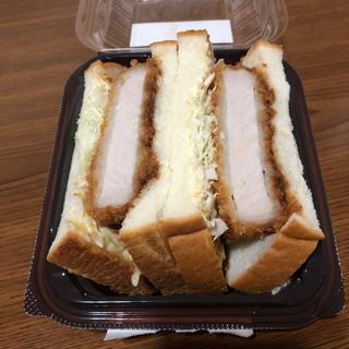 厚切りロースかつサンド(ローソン 足利八幡東店)