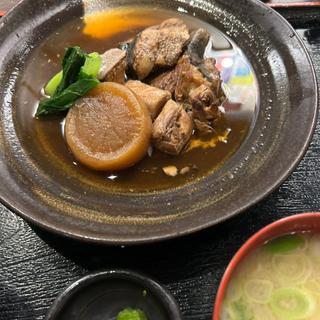 ぶり大根(蕎麦切り くろ)