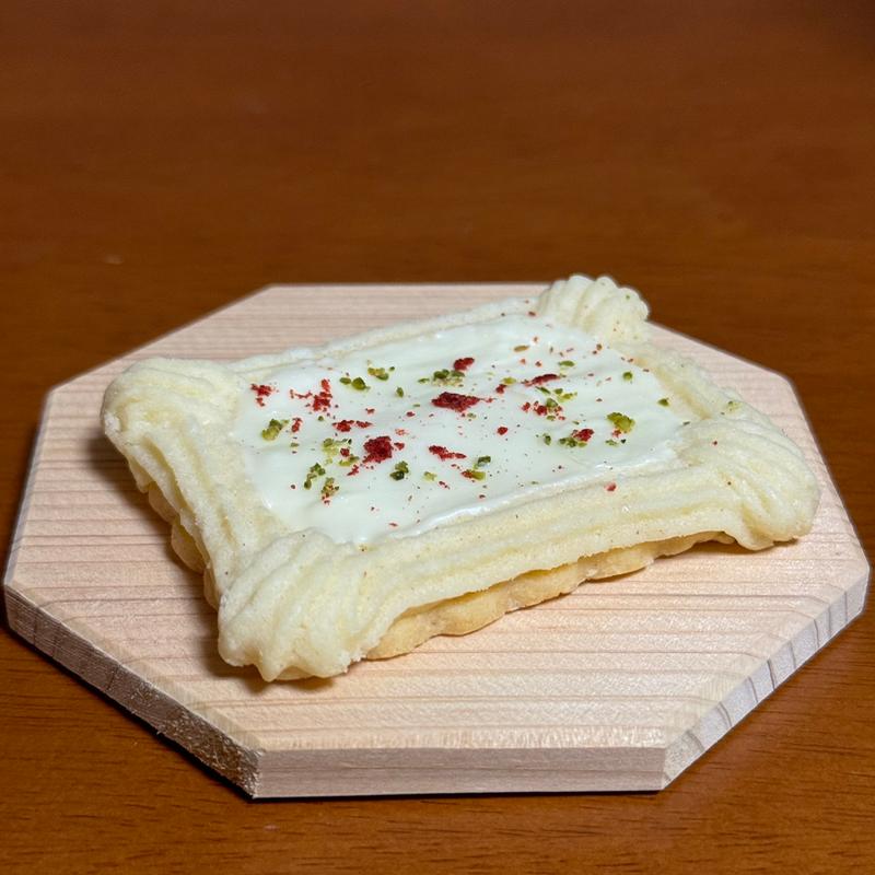 ロシアケーキ(ホワイトチョコ)(小さなパティスリ)