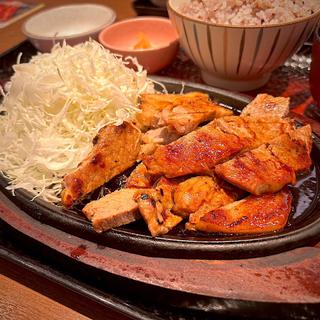 大戸屋炭火焼き鉄板トンテキ(大戸屋 ララガーデン長町店 )