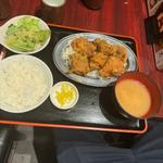 唐揚げ定食(肉バル アモーレ 新宿店)