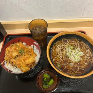 かき揚げ丼セット(処めとろ庵 おにぎり上野店)