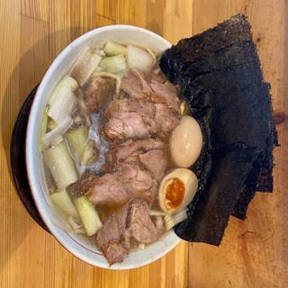 味玉チャーシュー麺　海苔5枚(中華そば　葉山 )