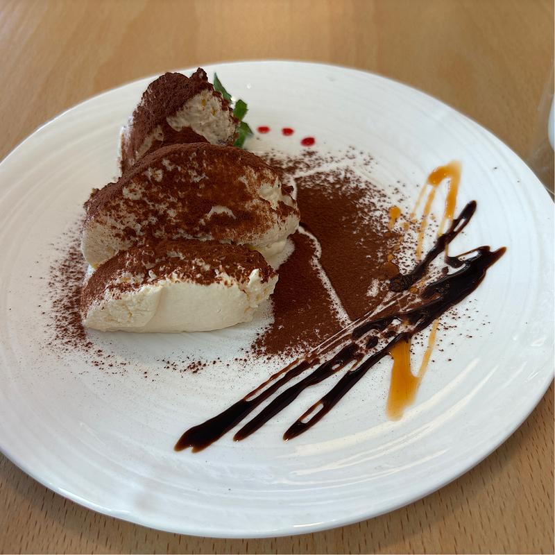 ヤクルト風味のティラミス(杜のカフェ | MORI no café | ヤクルトサービスセンターゆいの杜)