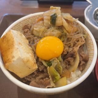 月見すき焼き牛丼(すき家 草加八幡店 )