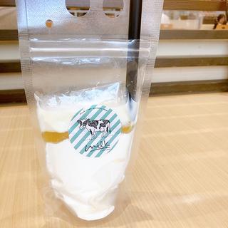 飲むソフトクリーム（はちみつレモン）(cafe ave フジグラン広島店)