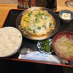 豚とニラの卵とじ定食(ライス中)(大衆食堂 三平)