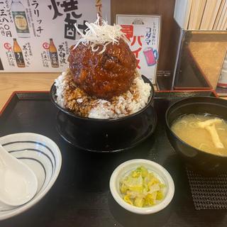 限定肉団子丼 大盛り(大衆酒場 五の五 横須賀中央店)