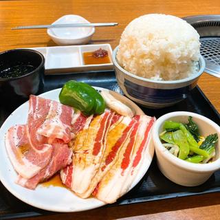 炙りカルビ&しお豚バラランチ(焼肉の和民 池袋西武東口店)