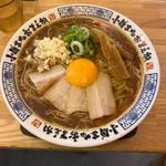豚骨魚介中華そば(小僧またおまえか。土佐堀店)