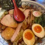 焼豚ワンタン麺
